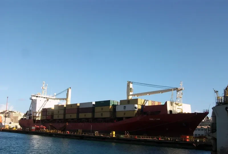 KING JULIUS Container Ship IMO 9108362 photo 5