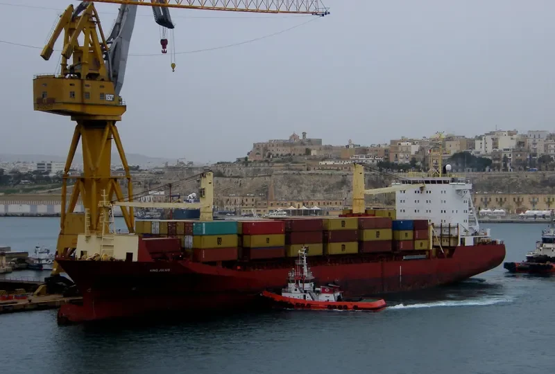 KING JULIUS Container Ship IMO 9108362 photo 8