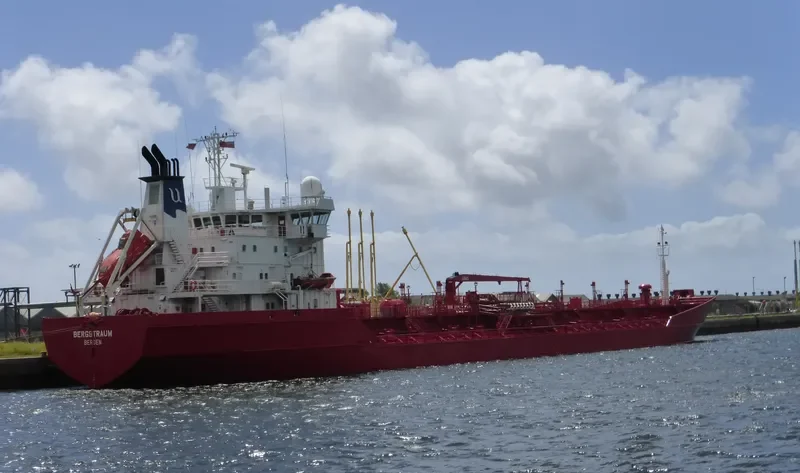 BERGSTRAUM Tanker IMO 9108740 photo 8
