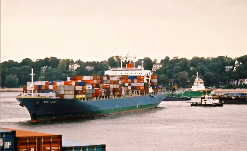MOL LOIRE Container Ship IMO 9110042 photo 7