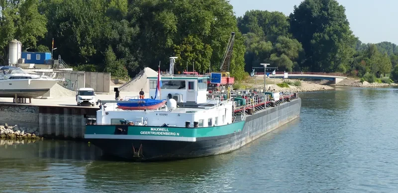 MAXWELL Tanker IMO 9110743 photo 8