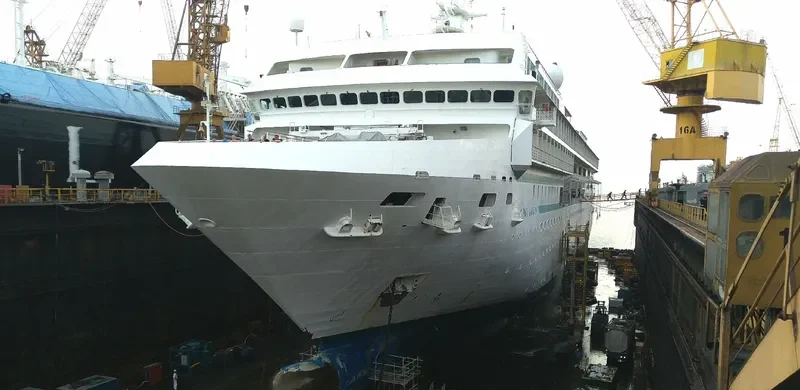 PAUL GAUGUIN Passenger Ship IMO 9111319 photo 5