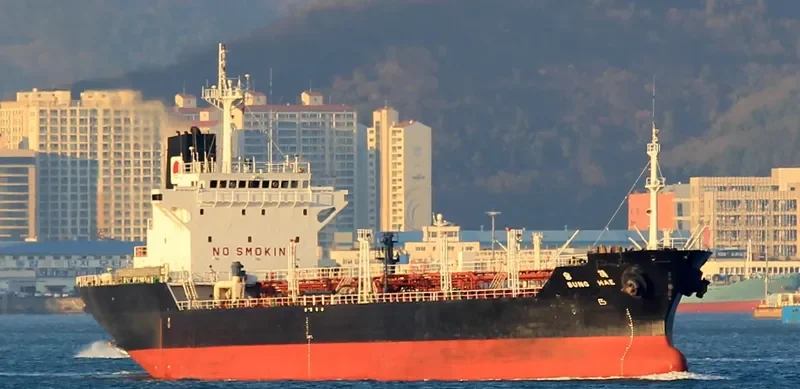 SUNG HAE Tanker IMO 9111412 photo 3