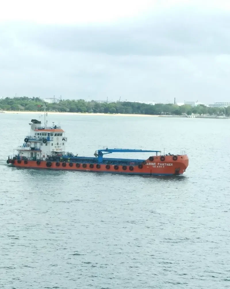 HY PARTNER Tanker IMO 9112038 photo 9