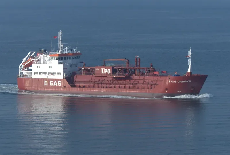 B GAS CHAMPION General Cargo IMO 9112143 photo 9