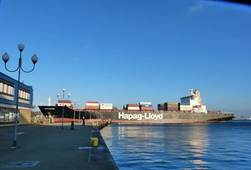 MILAN EXPRESS Container Ship IMO 9112296 photo 3
