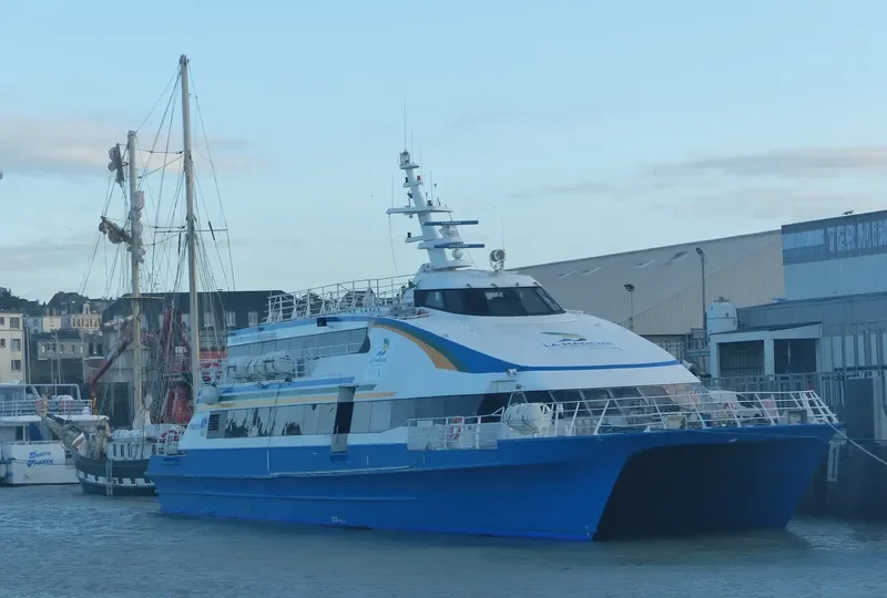 AKEWA JET Passenger Ship IMO 9112478 photo 3