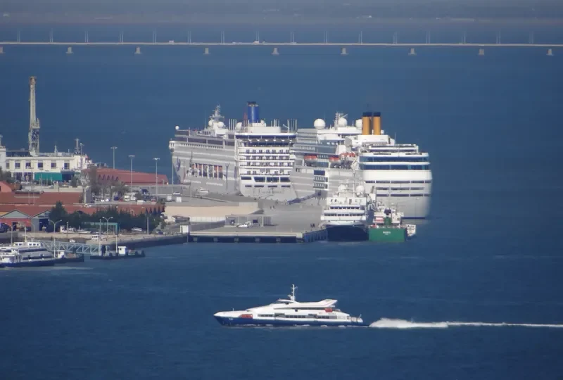ALGES Passenger Ship IMO 9112521 photo 4