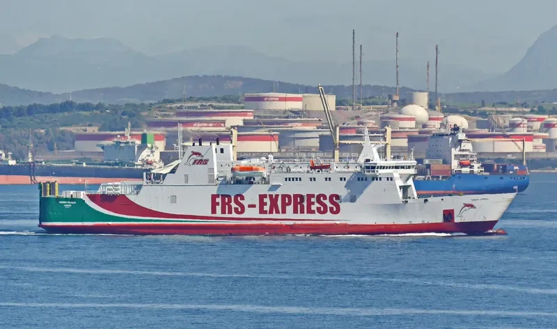 TANGER EXPRESS Ro-Ro IMO 9112777 photo 4