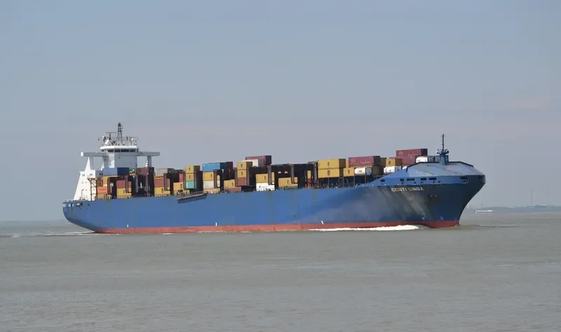 SINGA Container Ship IMO 9113642 photo 6