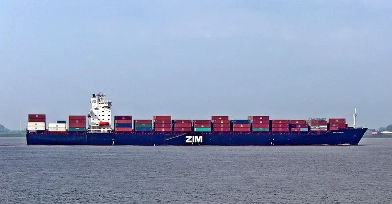 ZIM ATLANTIC Container Ship IMO 9113678 photo 2