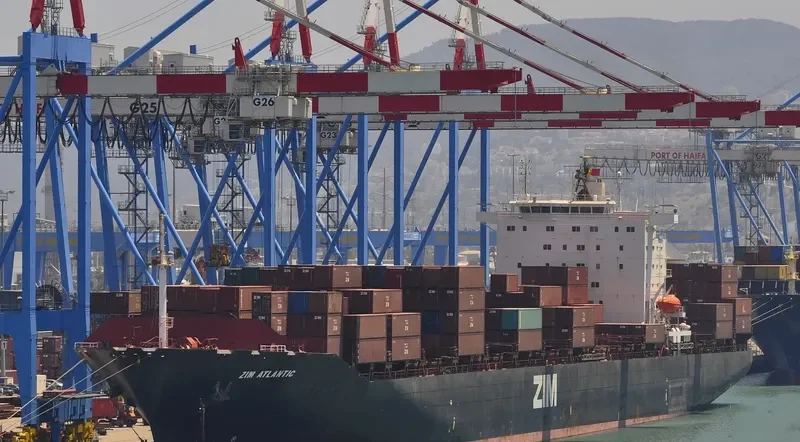 ZIM ATLANTIC Container Ship IMO 9113678 photo 9