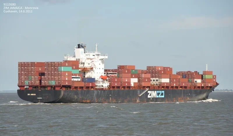 ZIM JAMAICA Container Ship IMO 9113680 photo 10