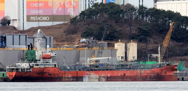 GLO Tanker IMO 9114505 photo 4