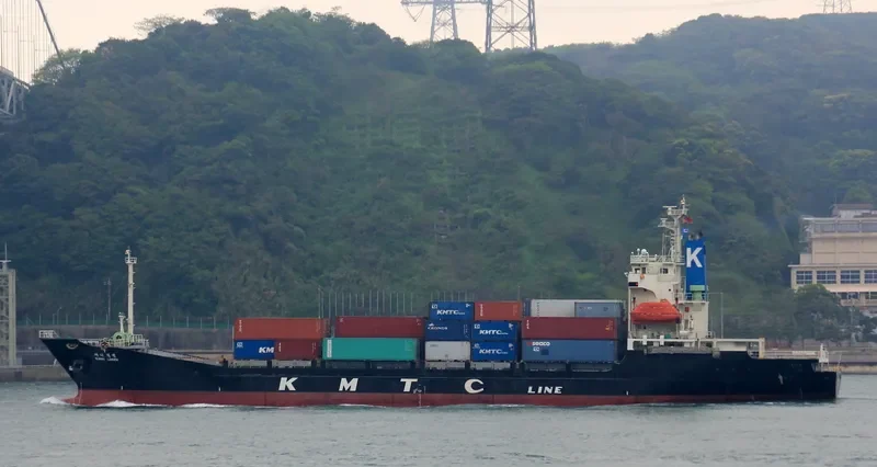 SUNNY LINDEN Container Ship IMO 9115779 photo 3
