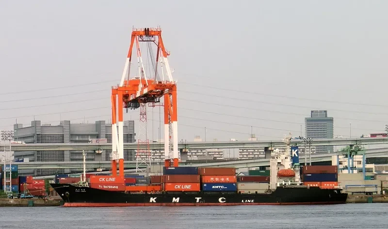 SUNNY LINDEN Container Ship IMO 9115779 photo 6