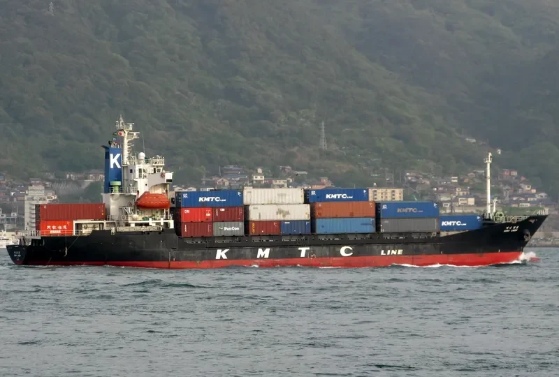 SUNNY LINDEN Container Ship IMO 9115779 photo 8