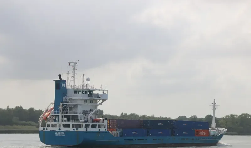 VANQUISH Container Ship IMO 9116199 photo 6