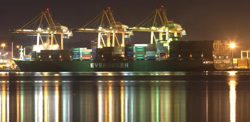 EVER ULTRA Container Ship IMO 9116577 photo 7
