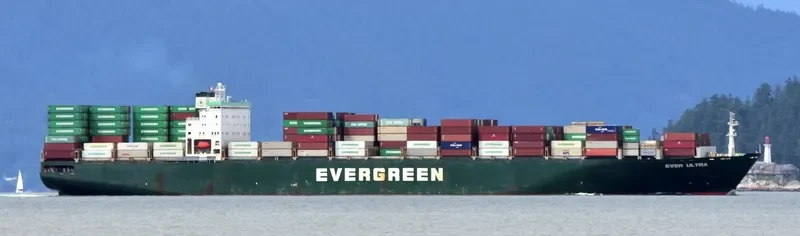 EVER ULTRA Container Ship IMO 9116577 photo 10