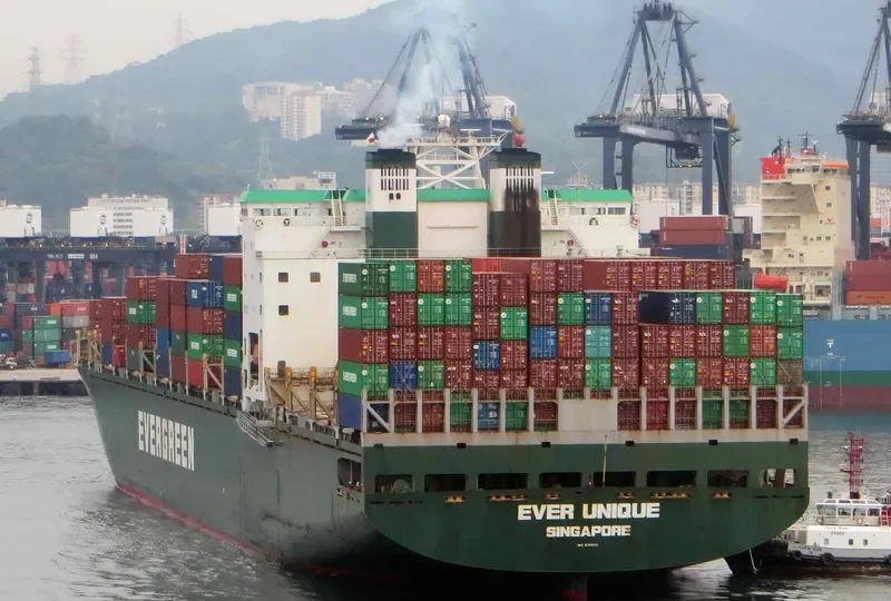 EVER UNIQUE Container Ship IMO 9116606 photo 5