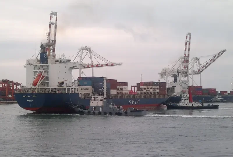 RATANA THIDA Container Ship IMO 9117129 photo 4