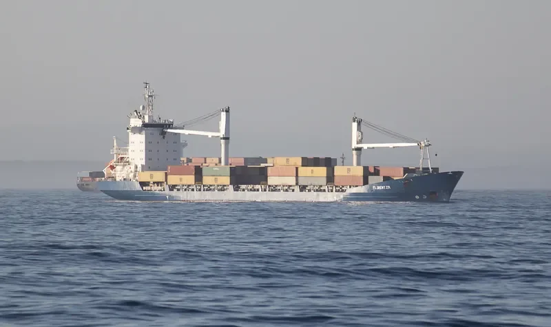 INLE STAR Container Ship IMO 9117193 photo 4