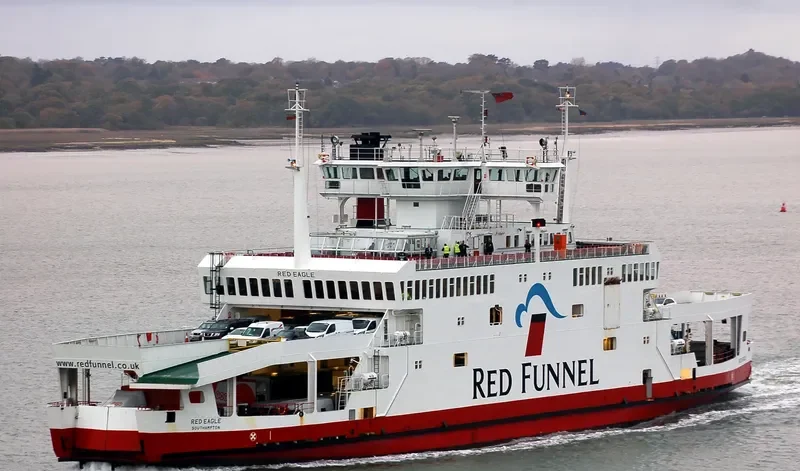 RED EAGLE Ro-Ro IMO 9117337