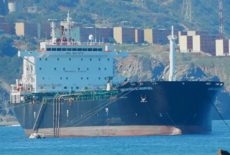 LUISA CACERES DE ARISMENDI Tanker IMO 9117478 photo 2