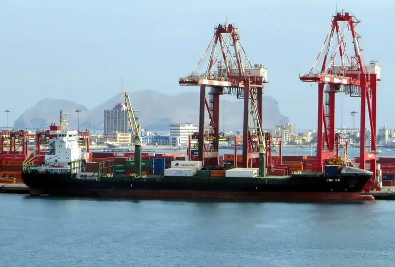 CNP ILO Container Ship IMO 9117662 photo 3