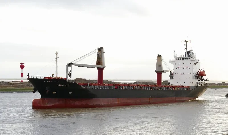 TIAMAT Container Ship IMO 9117753 photo 5
