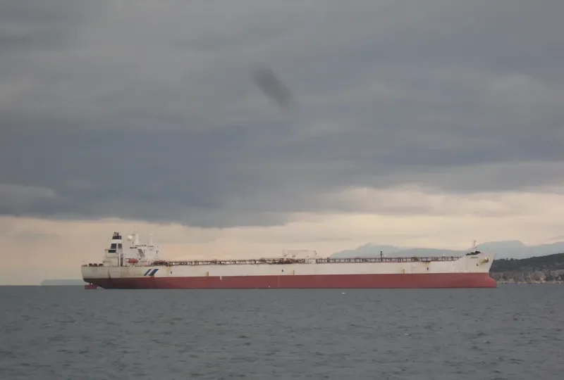 SHANGHAI Tanker IMO 9118458 photo 2
