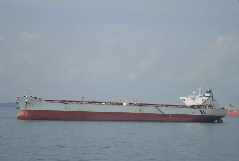 SHANGHAI Tanker IMO 9118458 photo 4