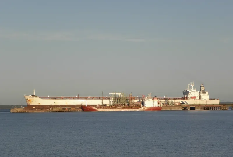 SHANGHAI Tanker IMO 9118458 photo 8