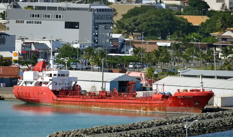 GRETE THERESA Tanker IMO 9119440 photo 10