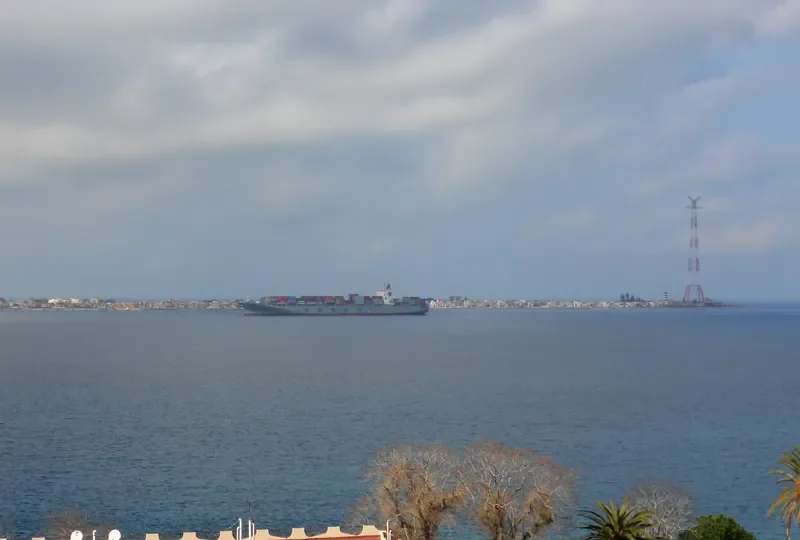 WAN HE Container Ship IMO 9120774 photo 9