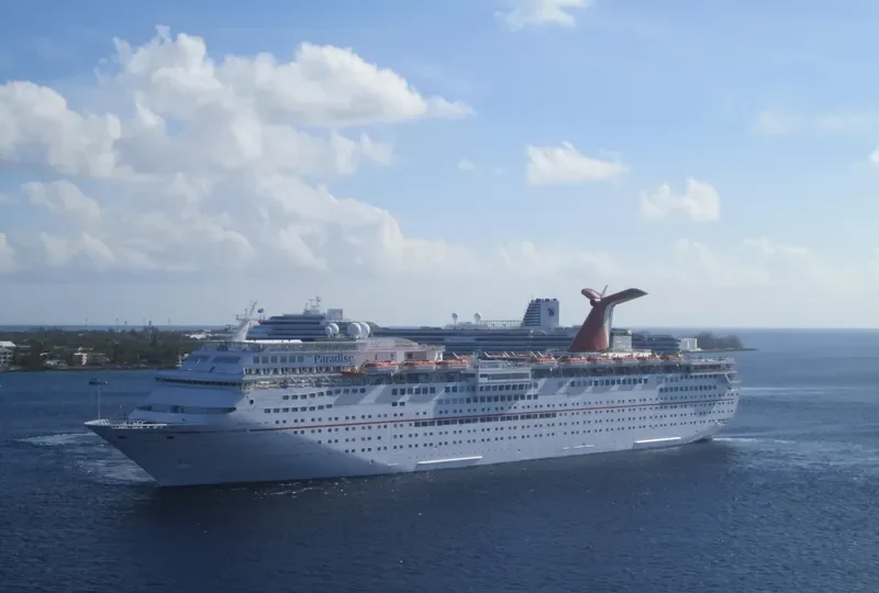 CARNIVAL PARADISE Passenger Ship IMO 9120877