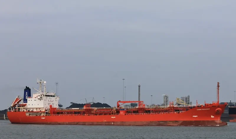 SWIFTCHEM Tanker IMO 9121754 photo 3