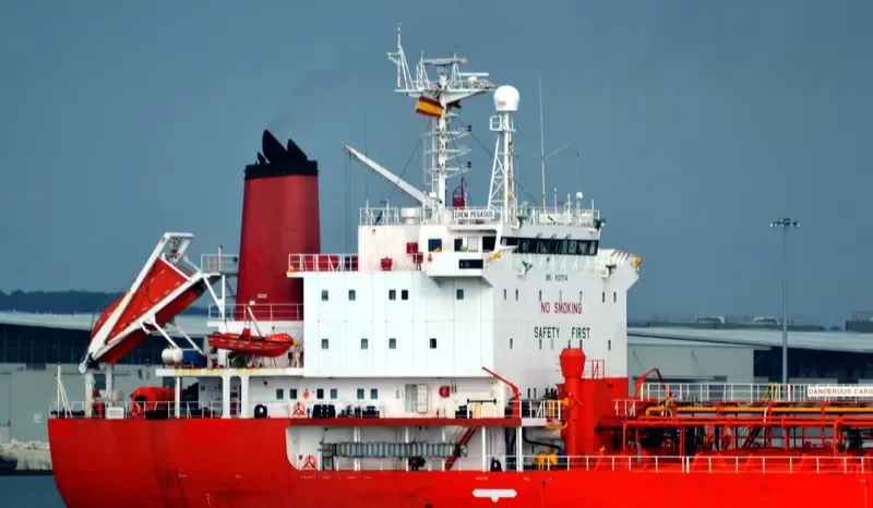 SWIFTCHEM Tanker IMO 9121754 photo 10