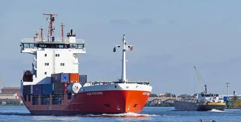 A2B FUTURE Container Ship IMO 9122241 photo 7