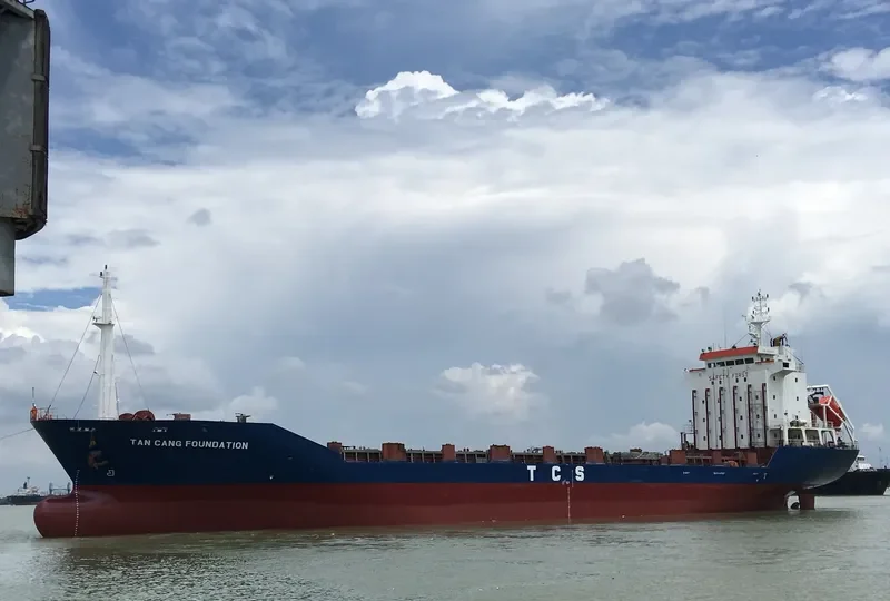 TAN CANG FOUNDATION Container Ship IMO 9122332 photo 3