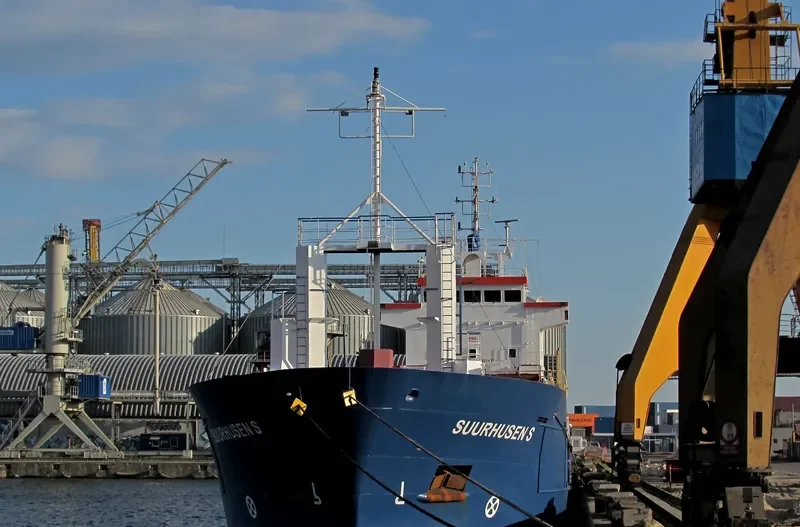 SUURHUSEN.S General Cargo IMO 9123245 photo 4