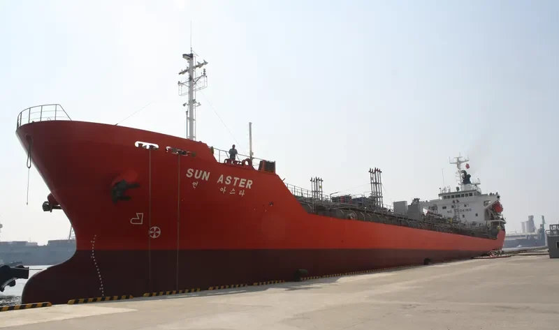 ELEGANT Tanker IMO 9123348 photo 3