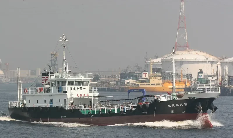 TOKO MARU NO.8 Tanker IMO 9123984 photo 4
