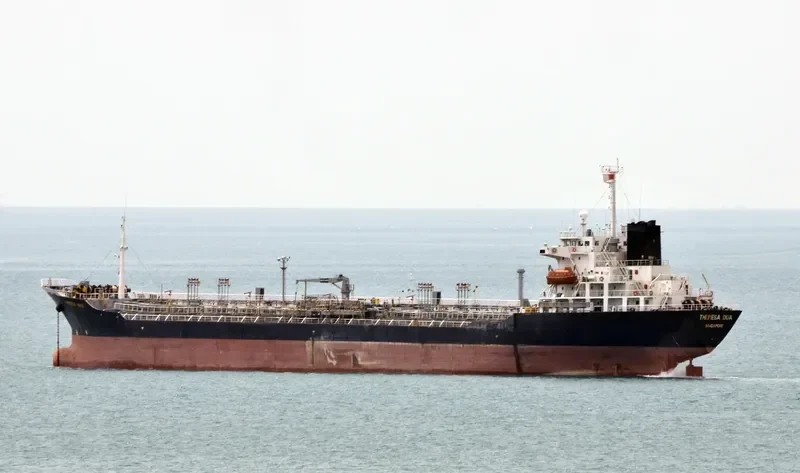 THERESA DUA Tanker IMO 9124055 photo 2