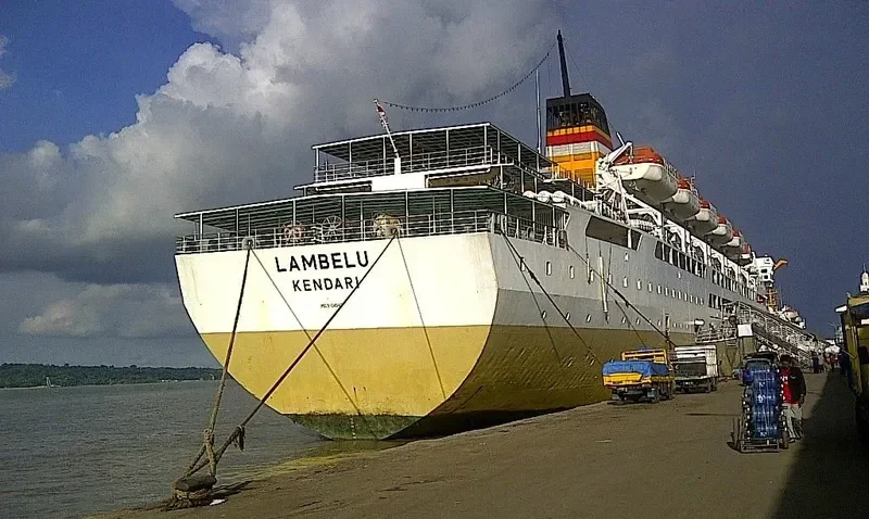 LAMBELU Passenger Ship IMO 9124548 photo 3