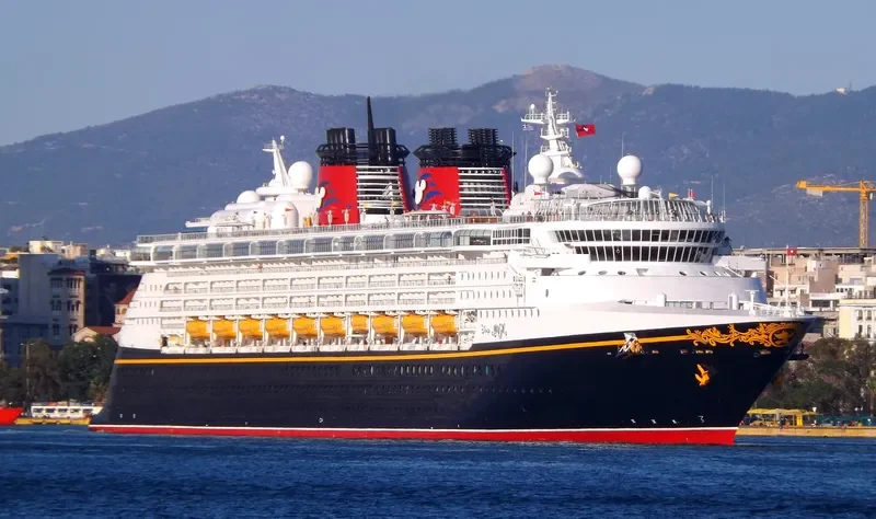DISNEY MAGIC Passenger Ship IMO 9126807 photo 3