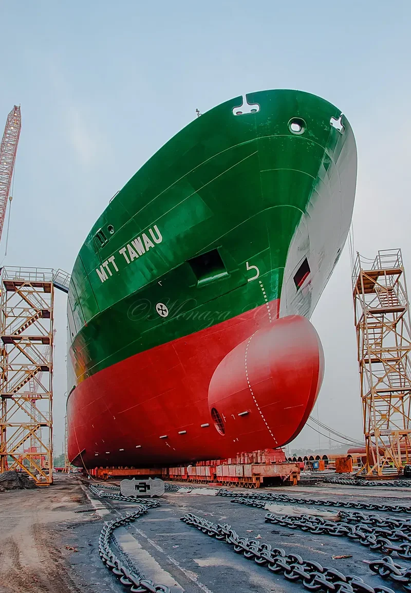 MTT TAWAU Container Ship IMO 9126869 photo 3