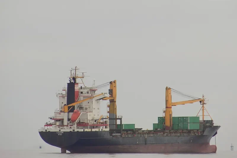 LUZON Container Ship IMO 9126962 photo 4