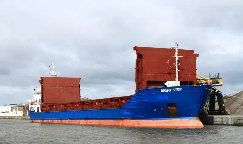 RIGHT STEP General Cargo IMO 9128013 photo 3